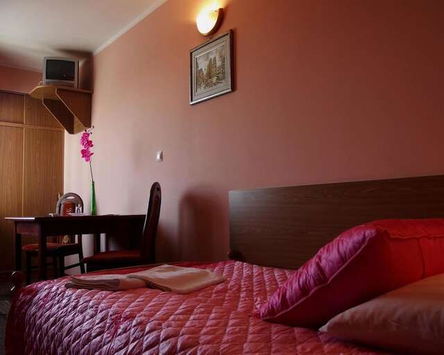 Отели типа «постель и завтрак» Villa Eden & Restaurant Элк-25